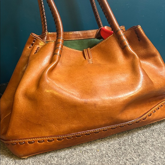 *RARE* Discontinued Vintage Dooney and Bourke Florentine Satchel with Toggle - Picture 6 of 16